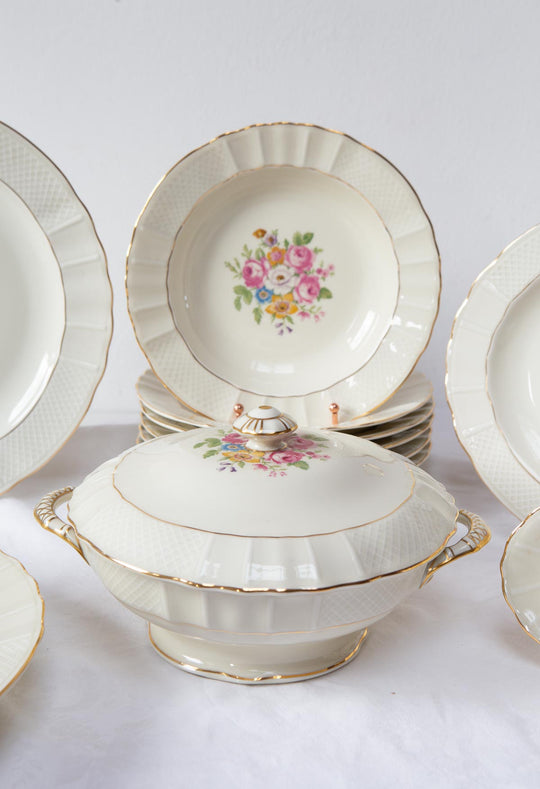 Parte de vajilla porcelana Limoges Bernardaud flores (11 PIEZAS)