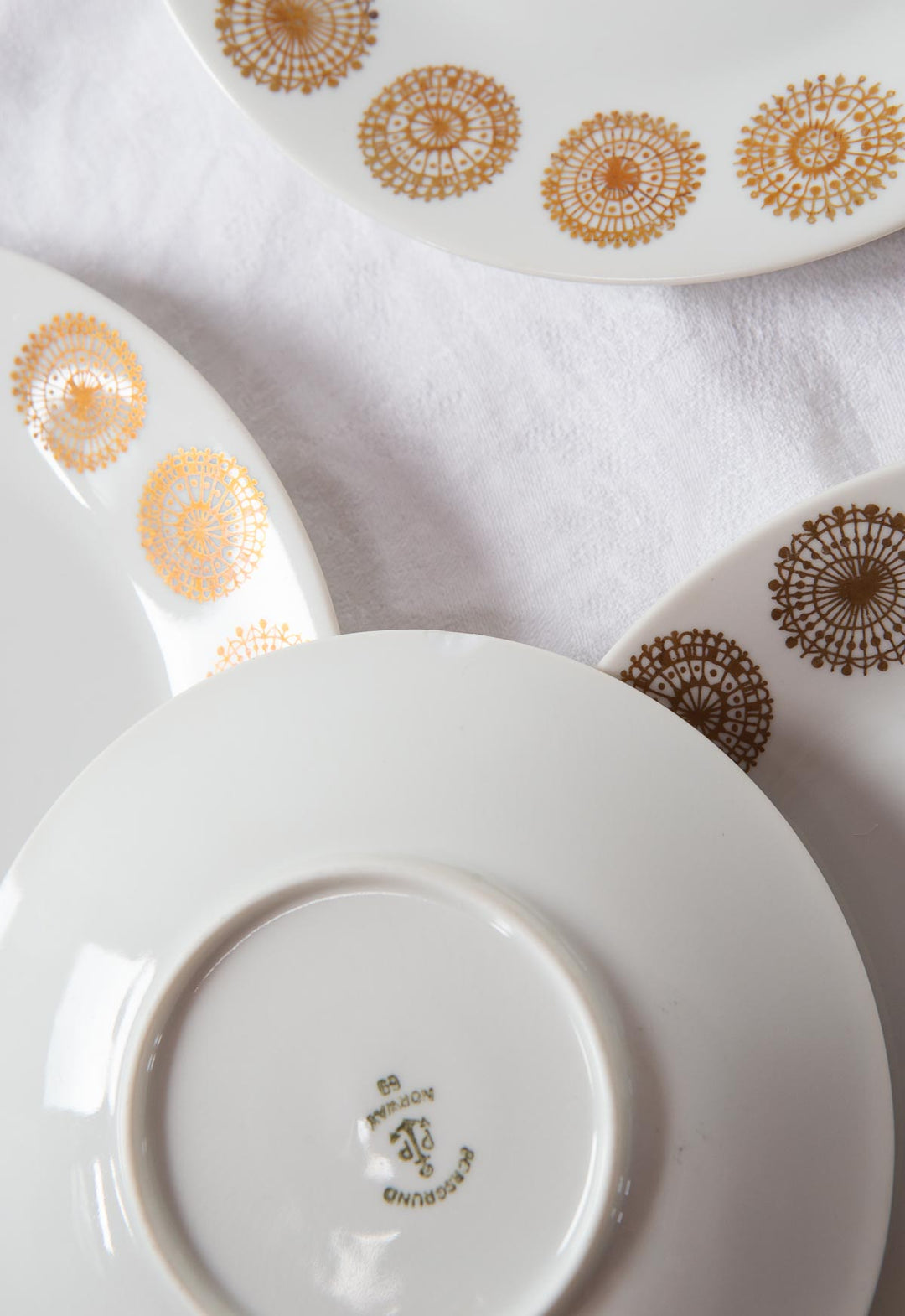 Juegos de café y postre noruegos Porsgrunds oro fino 1969 (8 DISPONIBLES)