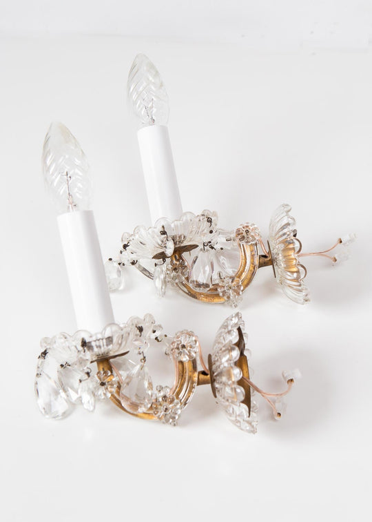 Pareja apliques vintage franceses cristal y latón c. 1950s