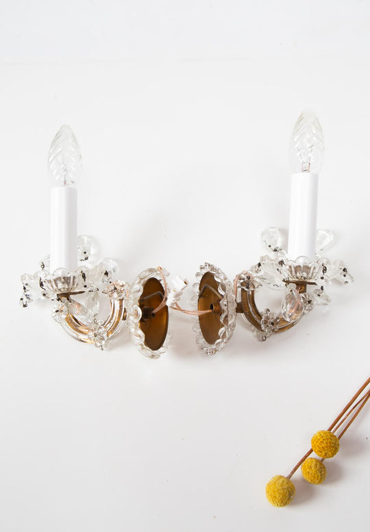 Pareja apliques vintage franceses cristal y latón c. 1950s