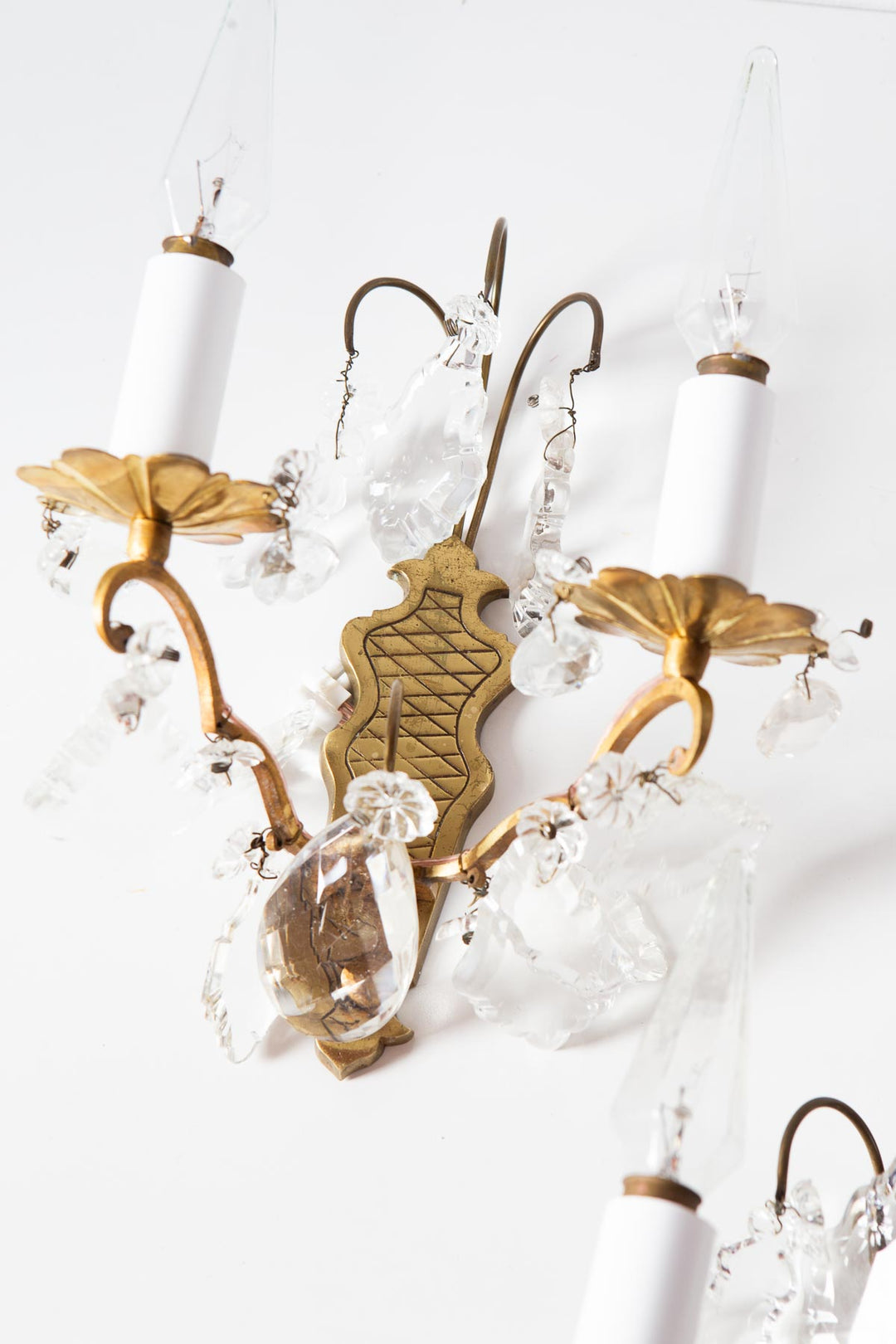 Pareja antiguos apliques franceses latón y cristales c. 1960