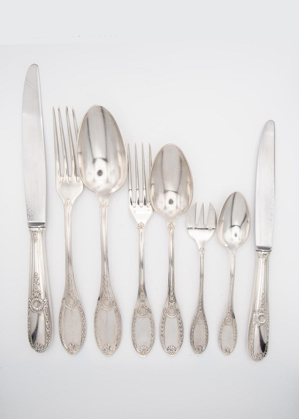 Gran cubertería francesa metal argenté (baño plata) Apollo estilo IMPERIO para 12