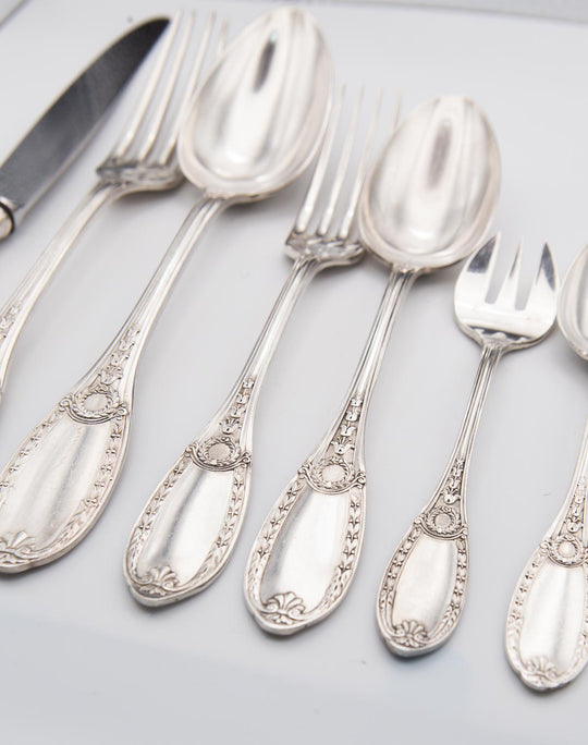 Gran cubertería francesa metal argenté (baño plata) Apollo estilo IMPERIO para 12