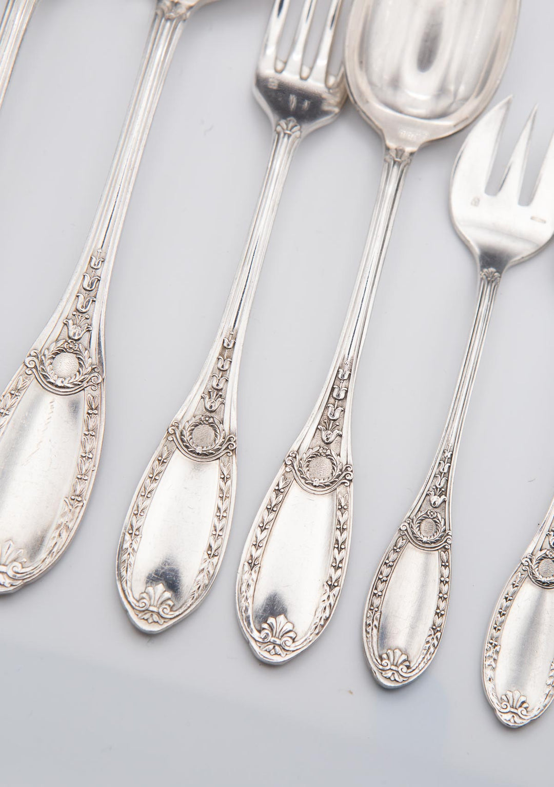 Gran cubertería francesa metal argenté (baño plata) Apollo estilo IMPERIO para 12