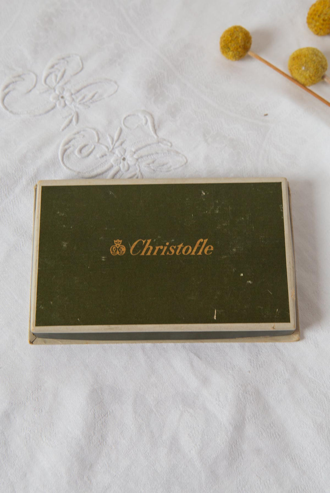 Juego 6 portacuchillos CHRISTOFLE raqueta STRIÉ en estuche c. 1950s