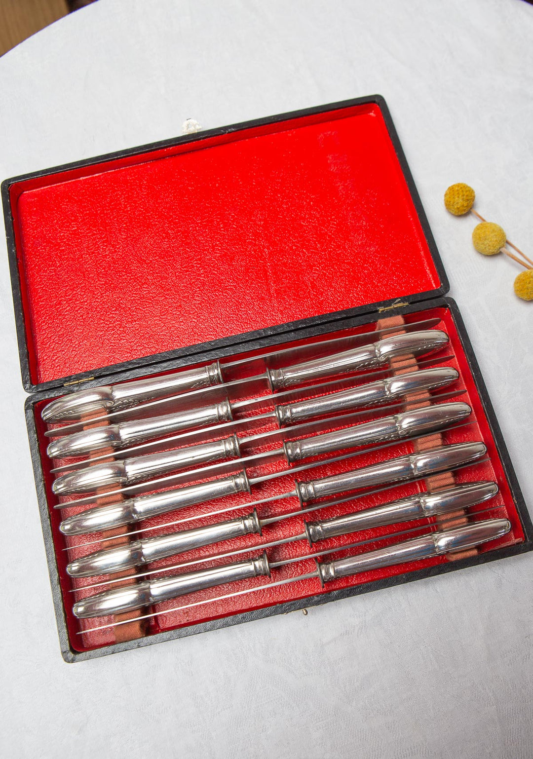 Juego 12 cuchillos MESA franceses ERCUIS modelo EMPIRE 1900-1915