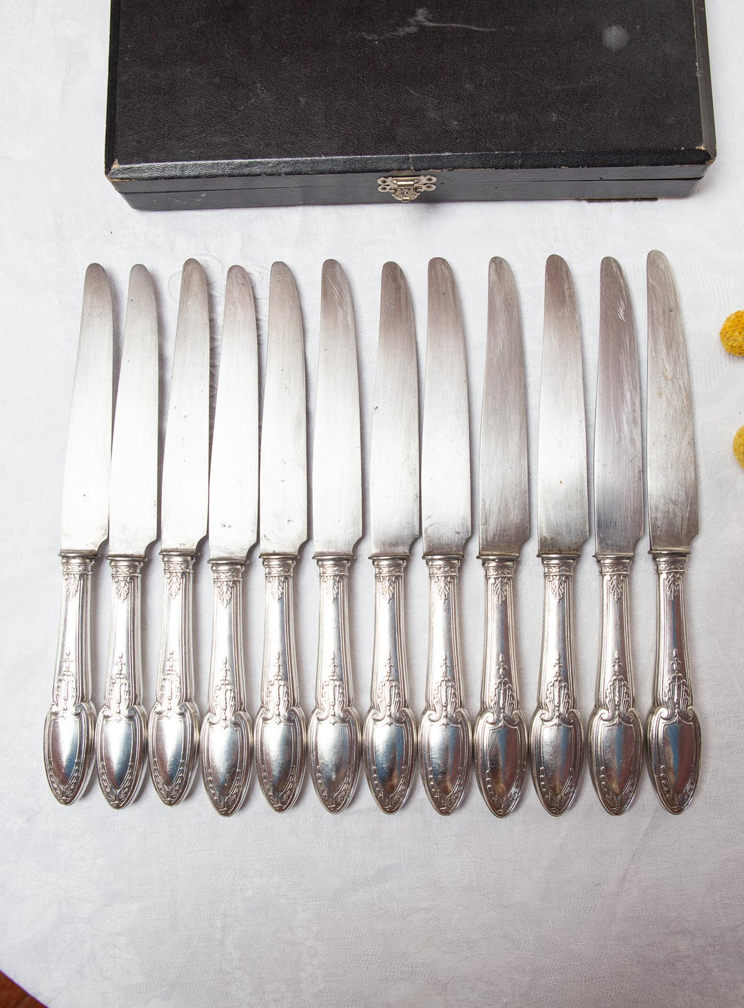 Juego 12 cuchillos MESA franceses ERCUIS modelo EMPIRE 1900-1915