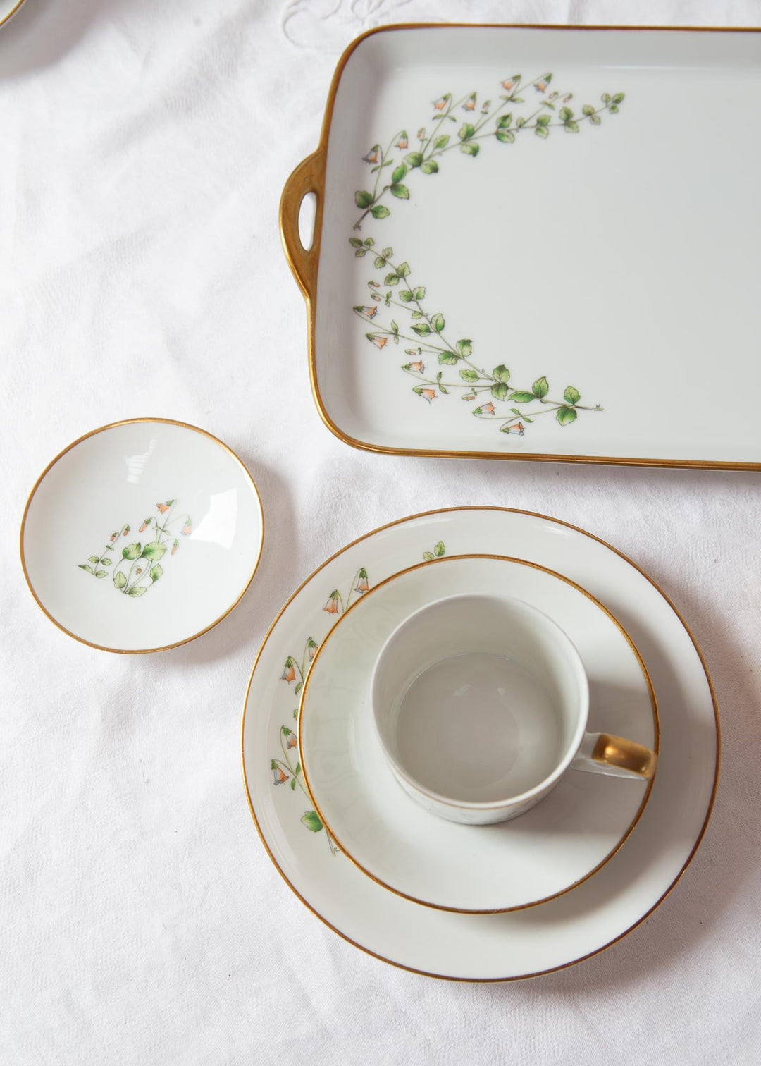 Juego café porcelana Hackefors "Linnaea Borealis" c. 1970 SIN ESTRENAR? (38 PIEZAS)