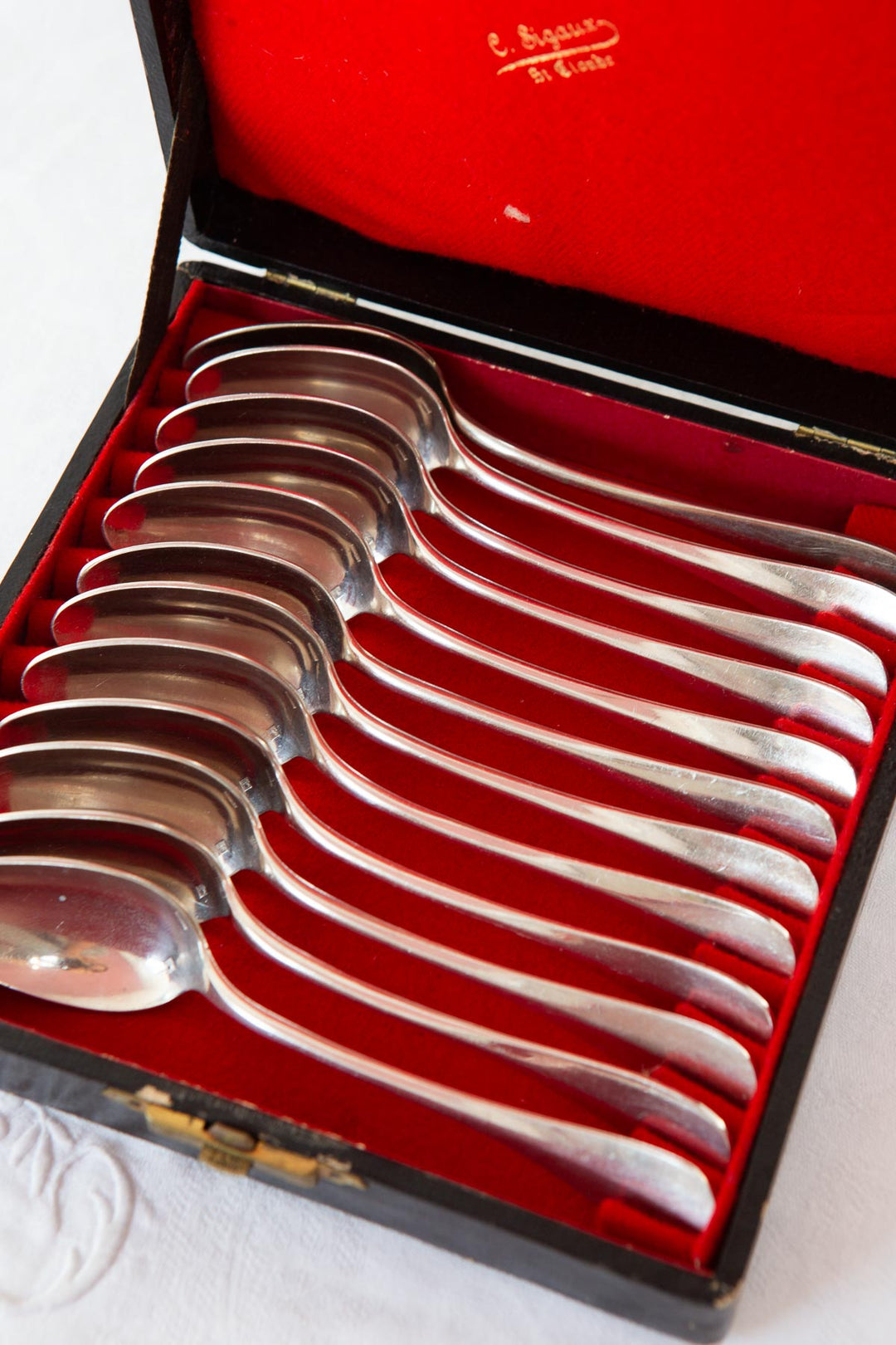 Juego de 12 cucharillas francesas "metal argenté" en estuche