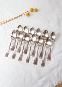 Juego de 12 cucharillas francesas metal baño plata c. 1940/50s