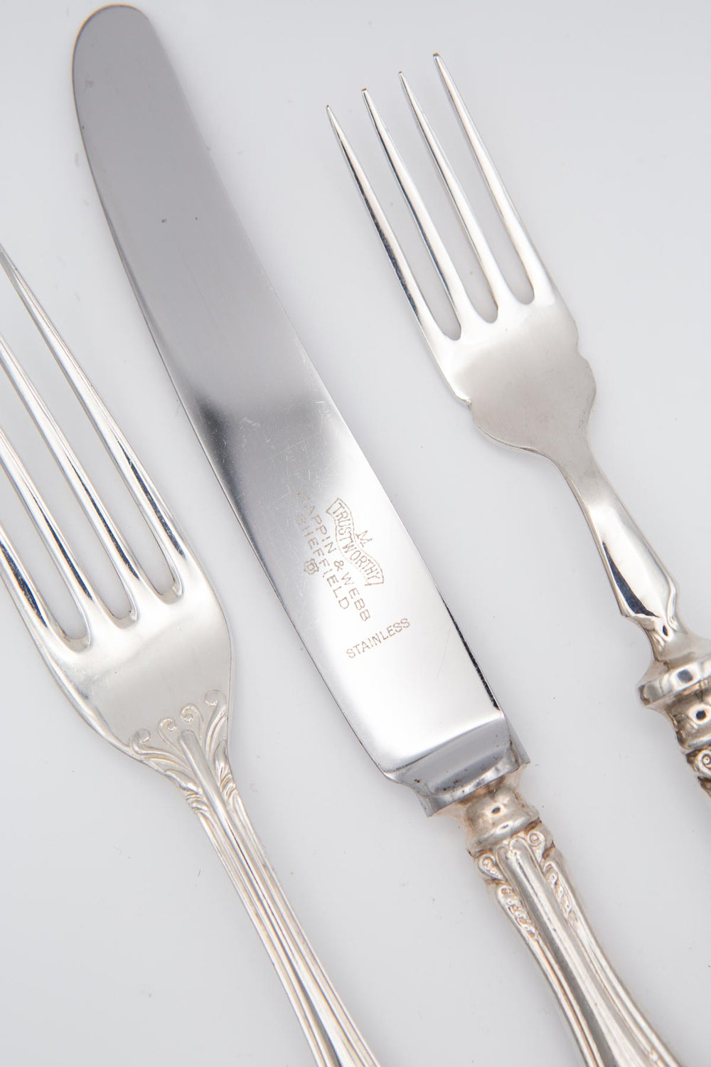 Cubiertos ingleses MAPPIN & WEBB para 7 modelo Russell (14 PIEZAS)