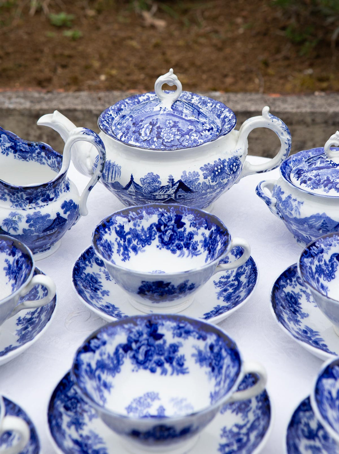 Antiguo juego de té inglés GENEVESE para 6 en loza azul y blanco, MINTONS 1891-1912 (15 PIEZAS)