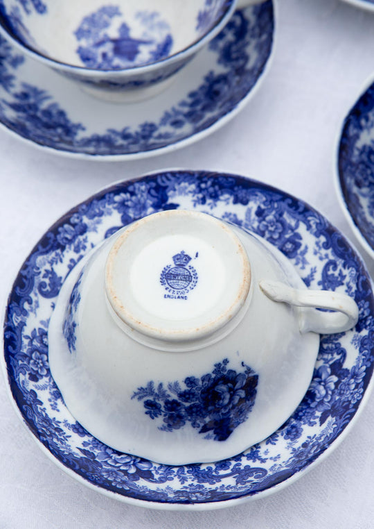 Antiguo juego de té inglés GENEVESE para 6 en loza azul y blanco, MINTONS 1891-1912 (15 PIEZAS)