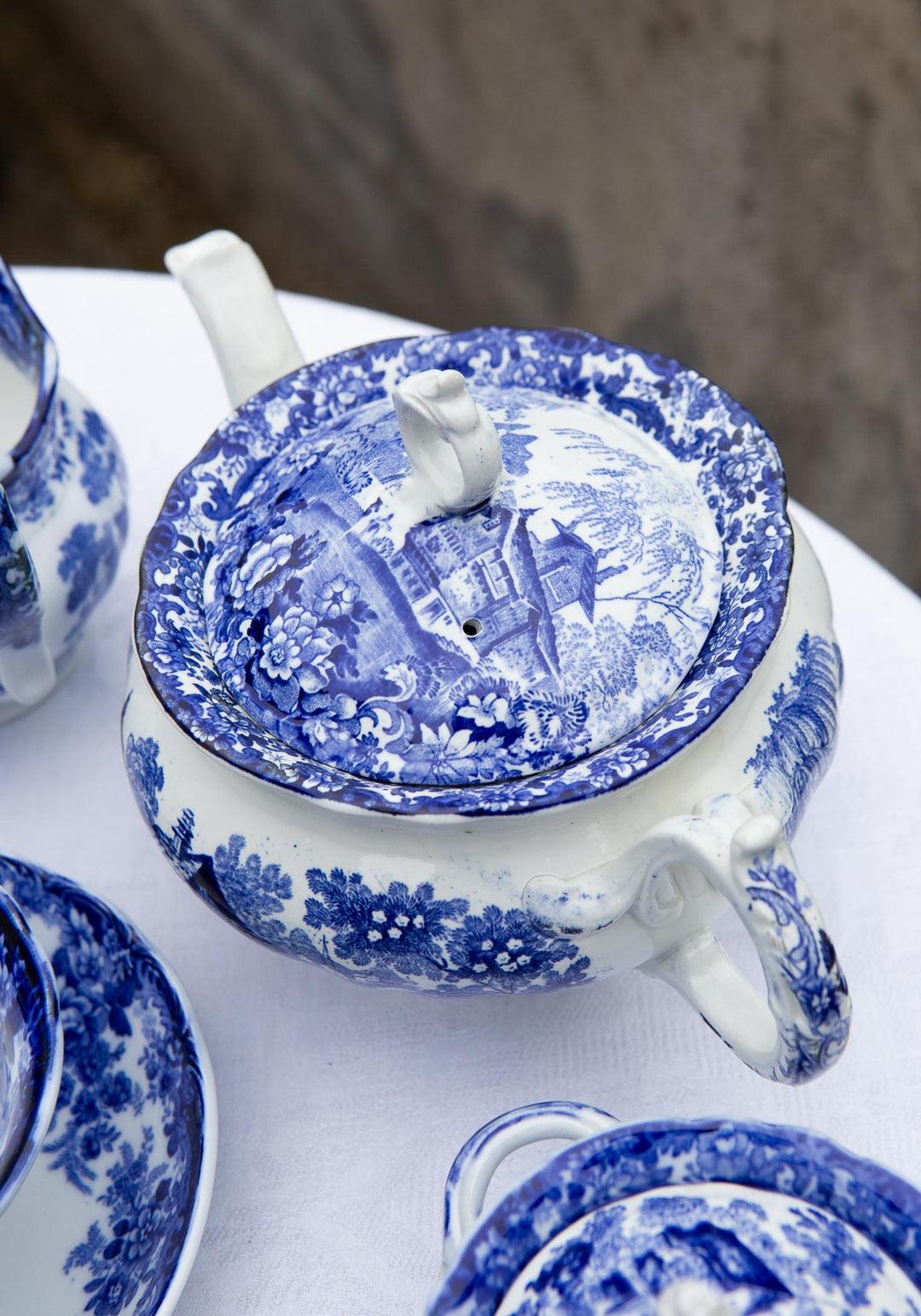 Antiguo juego de té inglés GENEVESE para 6 en loza azul y blanco, MINTONS 1891-1912 (15 PIEZAS)