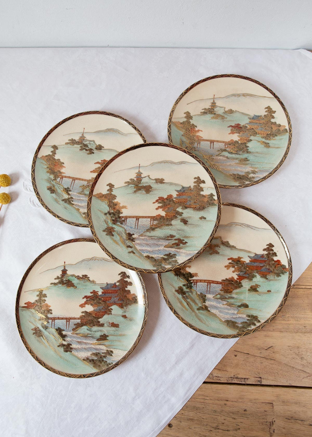 Juego platos postre 19 cm cerámica japonesa Satsuma pintados a mano c. 1900 (x PLATO)