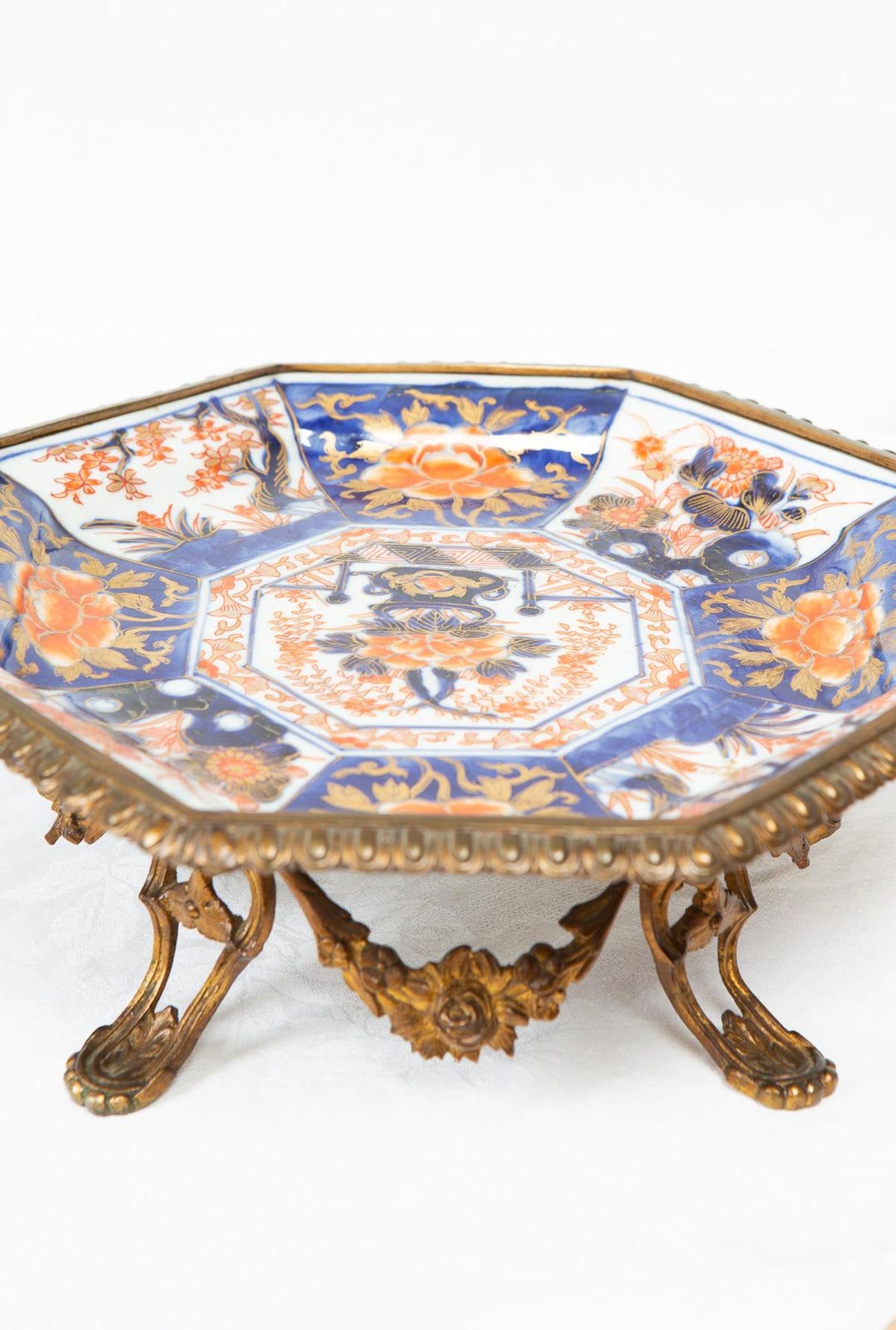 Antiguo centro mesa porcelana Imari montura bronce Boyer París c. 1870