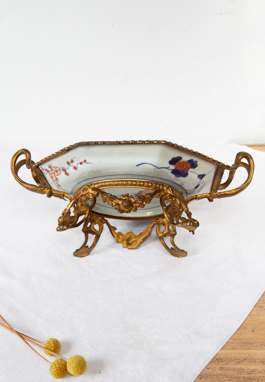Antiguo centro mesa porcelana Imari montura bronce Boyer París c. 1870