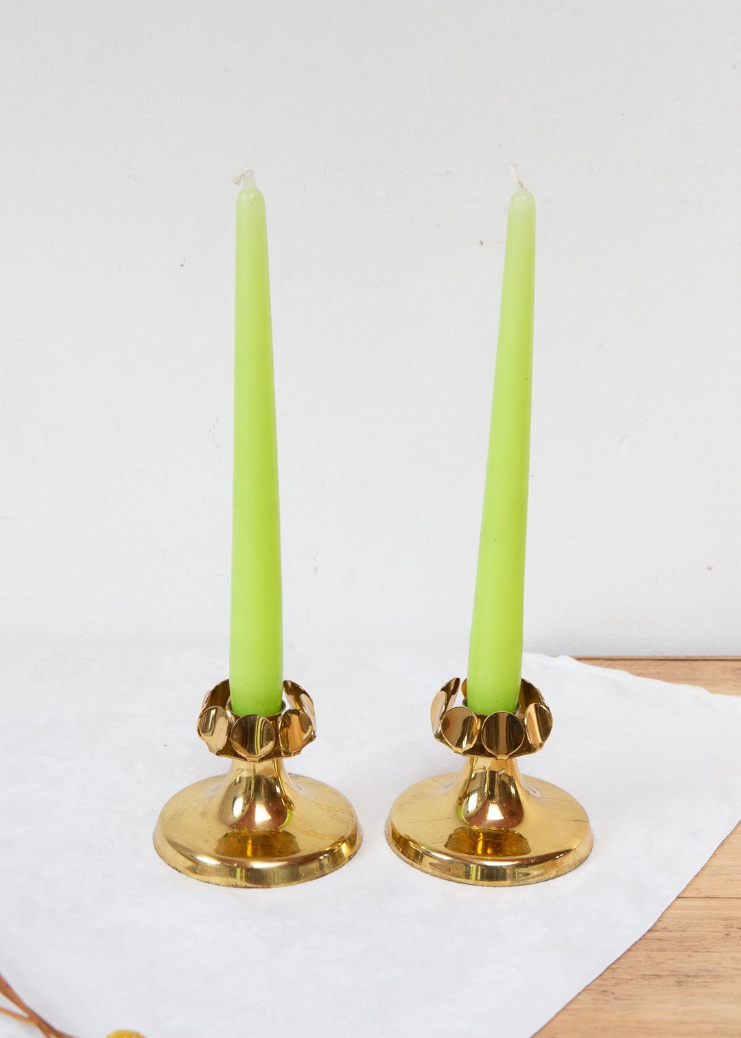 pareja candeleros laton dorado vintage