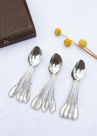 Juego de 12 cucharillas francesas estilo Imperio metal baño plata en estuche
