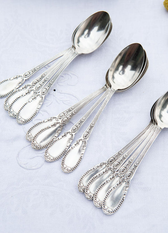 Juego de 12 cucharillas francesas estilo Imperio metal baño plata en estuche