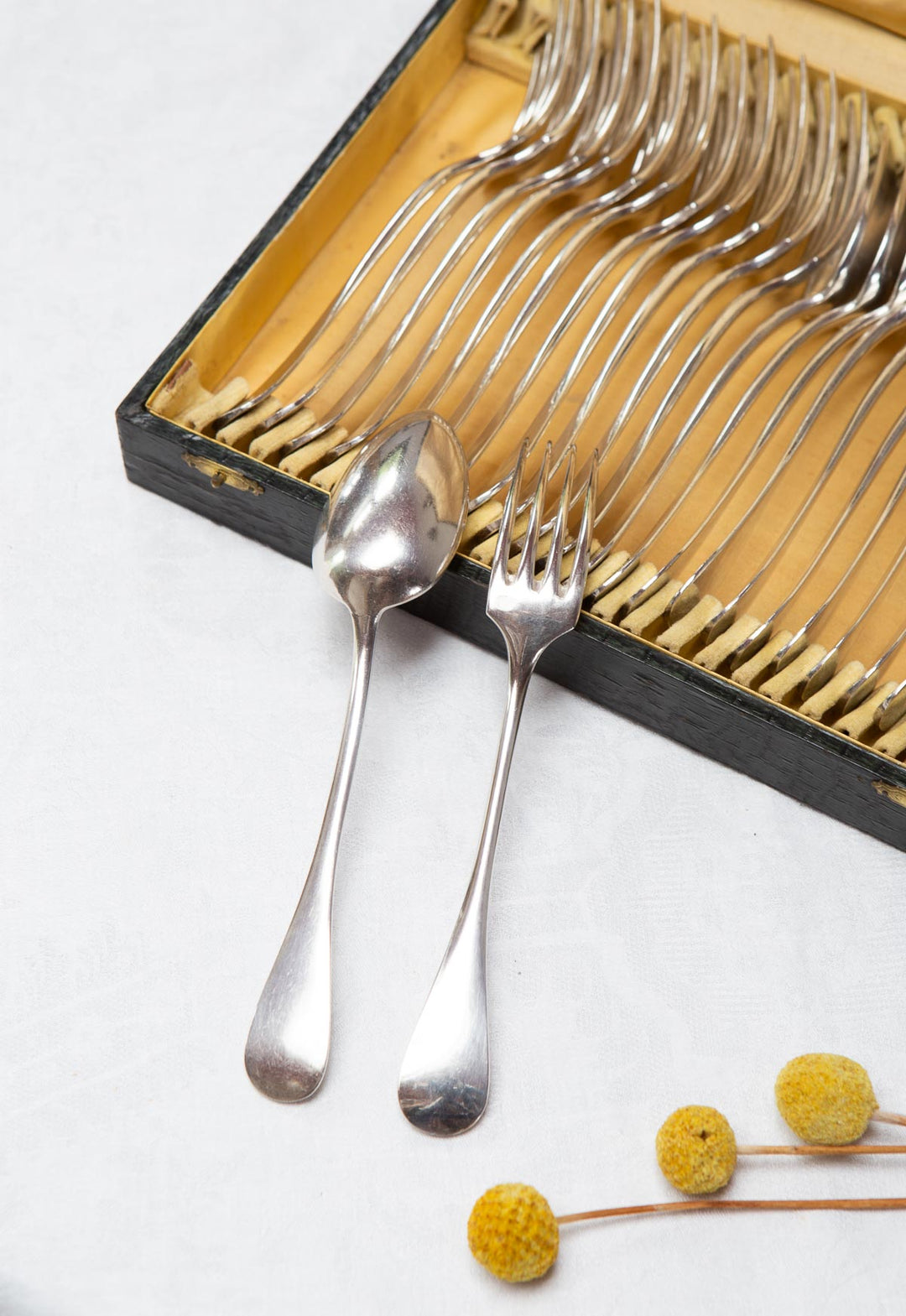 Juego de cubiertos franceses ENTRANTES metal baño plata para 12 (24 PIEZAS)
