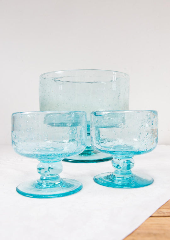Juego gran copa y dos vasos con pie vidrio soplado estilo Biot (3 PIEZAS)