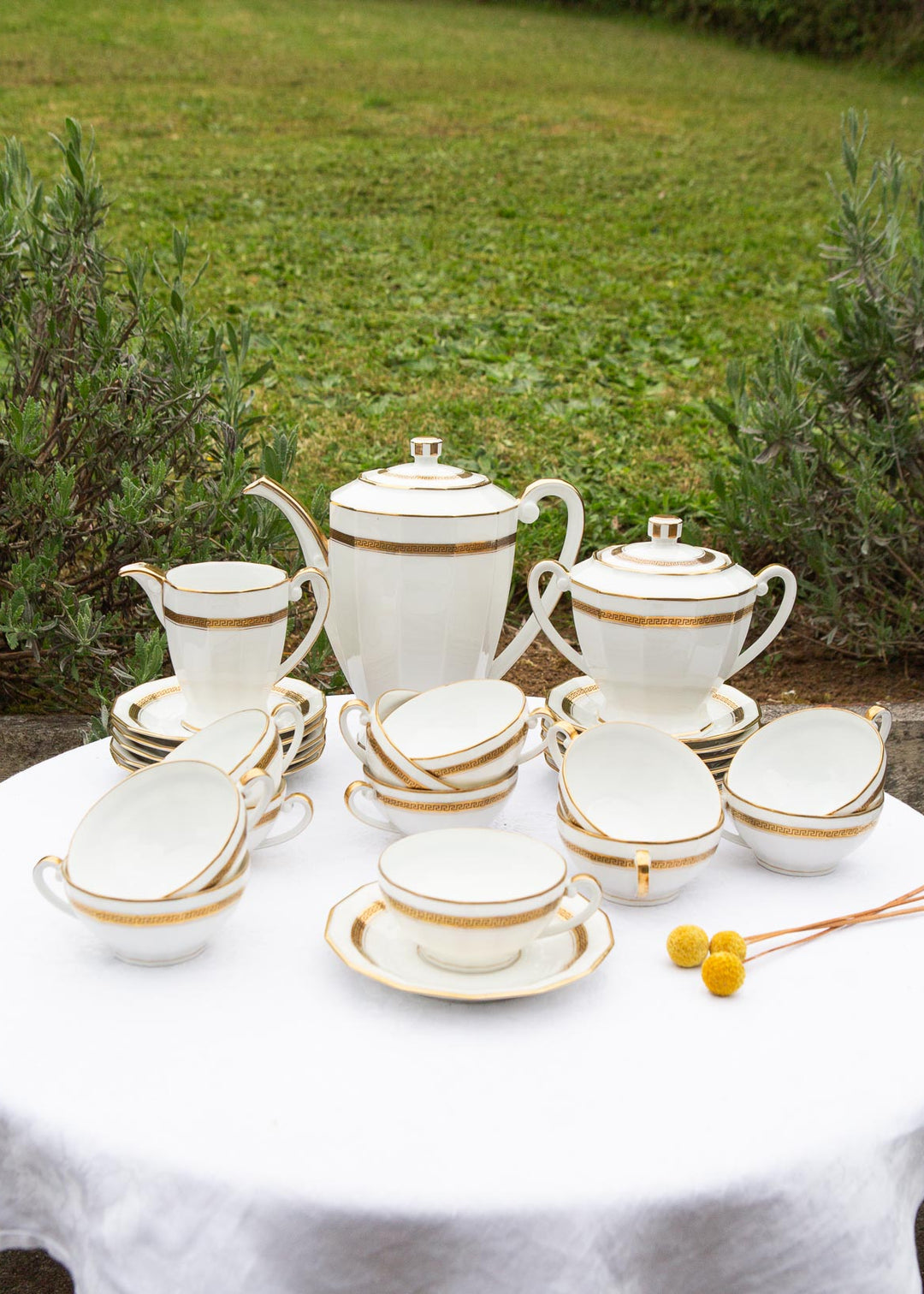 juego te frances limoges blanco y dorado