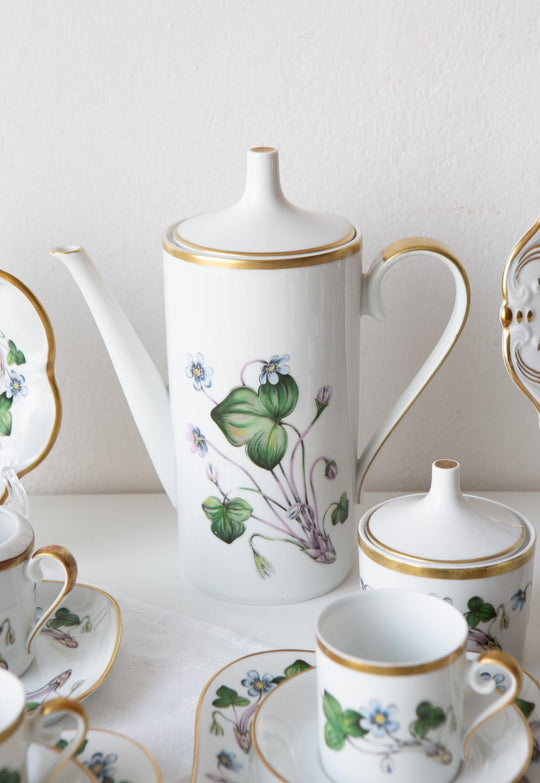 Juego porcelana sueca Hackefors PARA 12 "Anemone Hepatica" c. 1970 (49 PIEZAS)