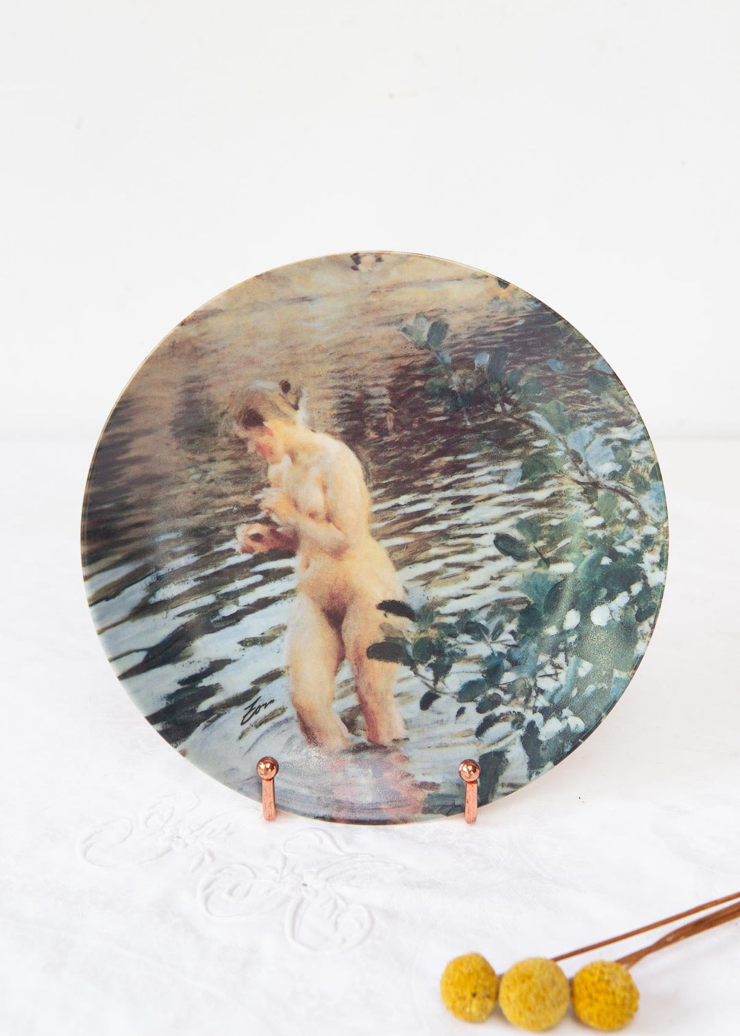 Plato decorativo porcelana sueca Rörstrand "Kvinnobilder" Anders Zorn 1991