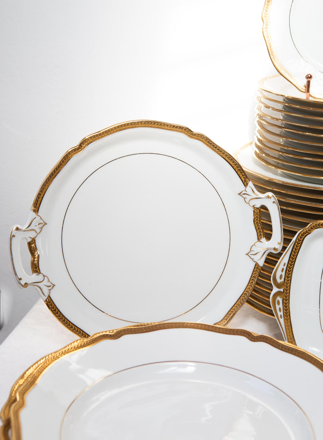 Vajilla francesa porcelana Limoges Unique filo dorado c. 1950s (53 PIEZAS)
