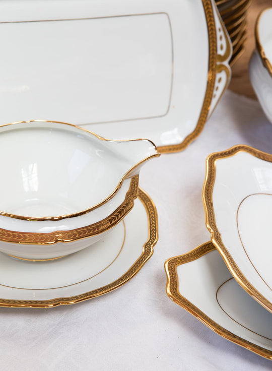 Vajilla francesa porcelana Limoges Unique filo dorado c. 1950s (53 PIEZAS)