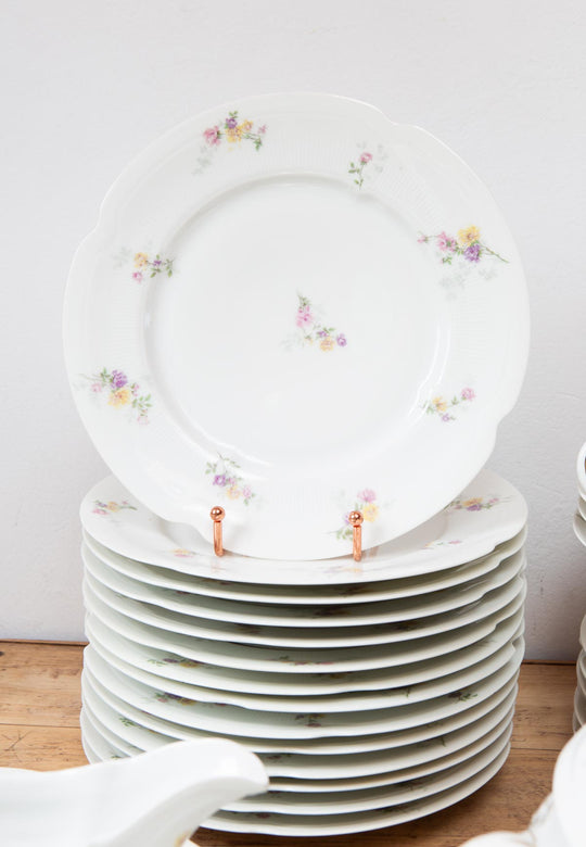Antigua vajilla francesa porcelana Limoges florecillas (39 PIEZAS)