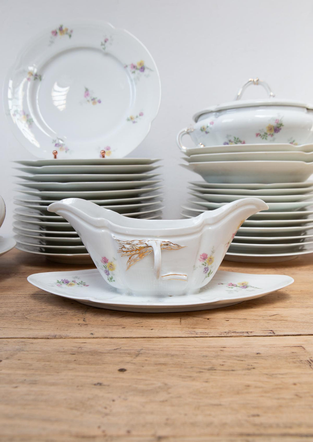 Antigua vajilla francesa porcelana Limoges florecillas (39 PIEZAS)