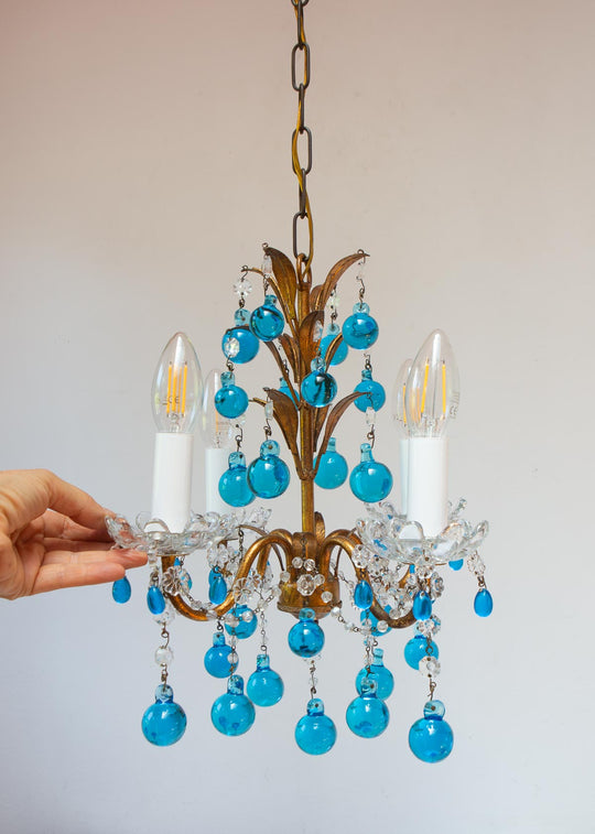 Chandelier italiano metal dorado gotas cristal Murano azul turquesa c. 1960 (26 cm)