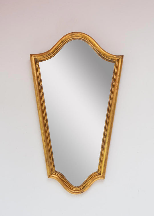 Pequeño espejo francés madera dorada c. 1950s
