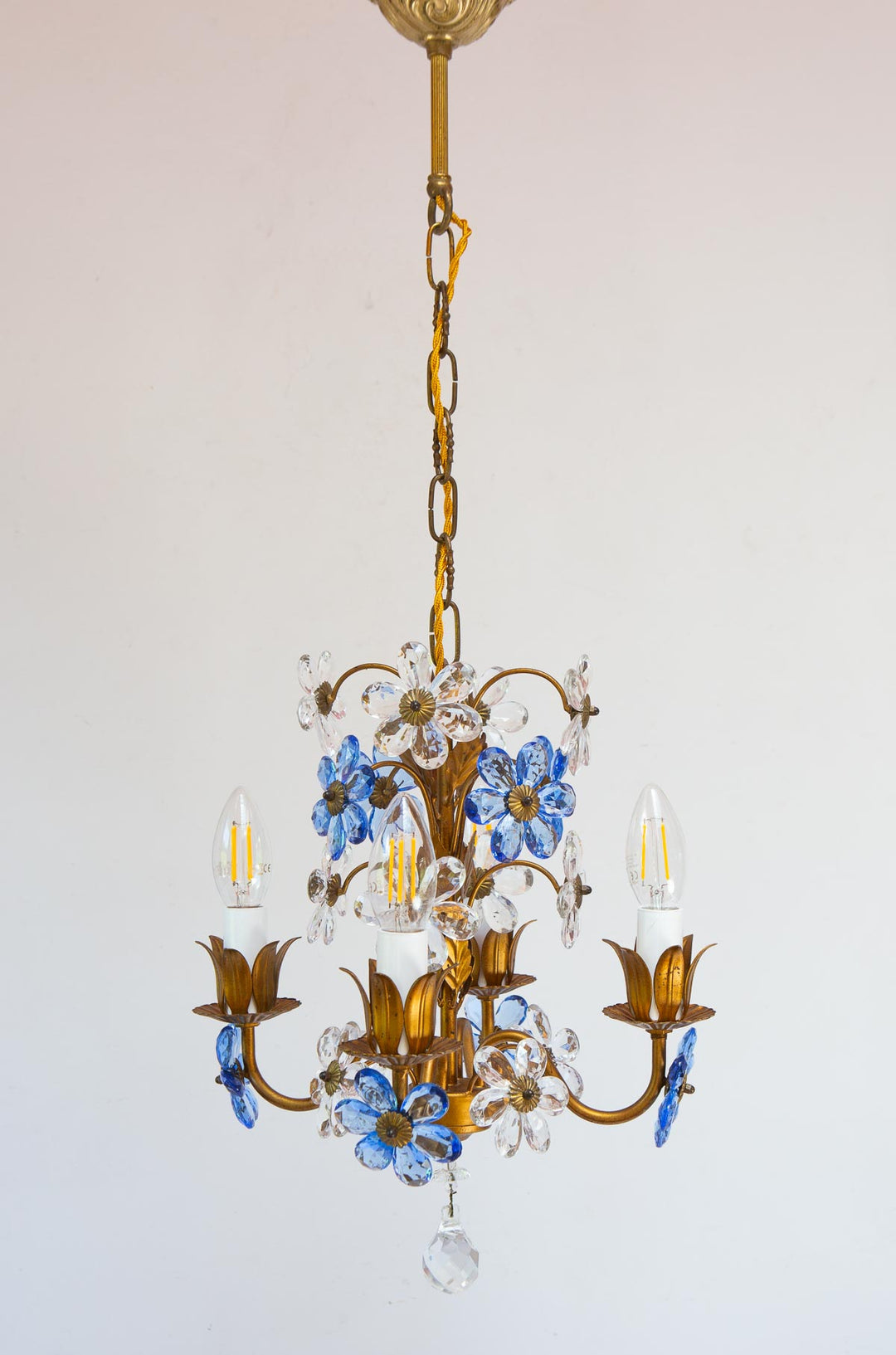 Chandelier italiano metal dorado flores cristal azul c. 1970 (24 cm)