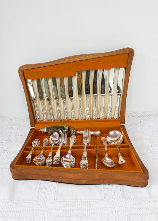 cuberteria inglesa kings pattern metal bano plata en estuche madera caoba