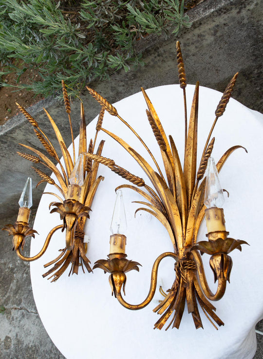 Pareja apliques italianos metal dorado hojas y espigas c. 1960/70 (45*26 cm)