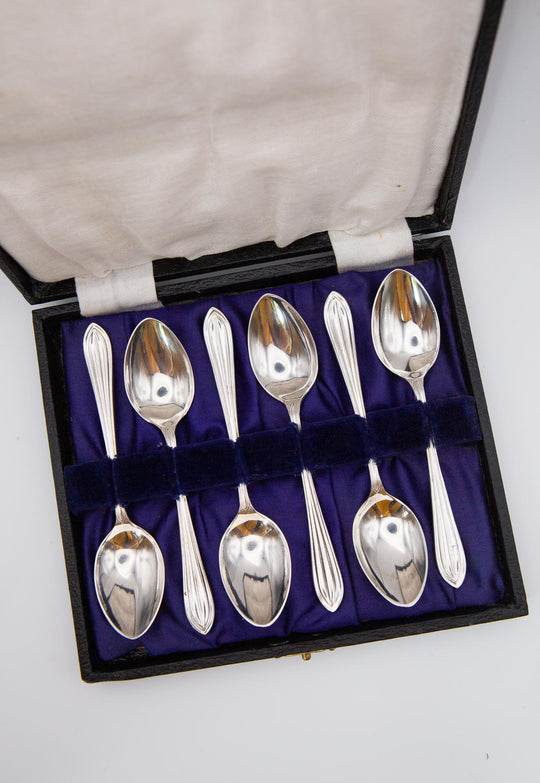 Juego 6 cucharillas café inglesas metal baño plata en estuche