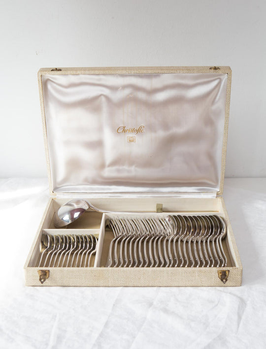 Cubertería francesa en estuche Fleuron CHRISTOFLE para 12 estilo Louis XV Pompadour (37 PIEZAS)