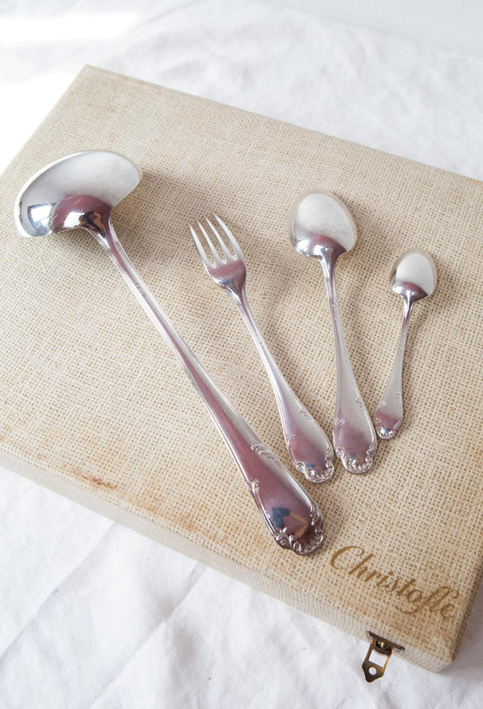 Cubertería francesa en estuche Fleuron CHRISTOFLE para 12 estilo Louis XV Pompadour (37 PIEZAS)