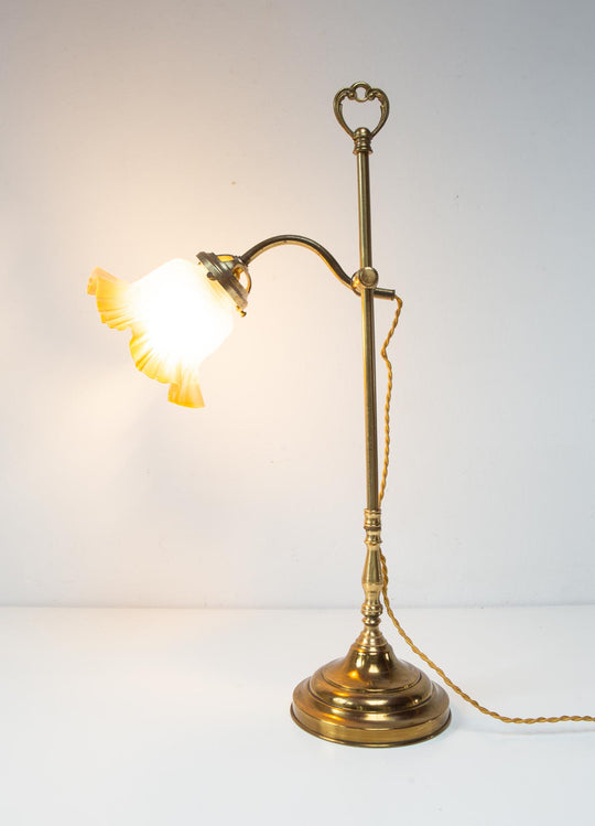 Antigua lámpara de mesa estilo art nouveau francesa aprox. 1920/30 con tulipa