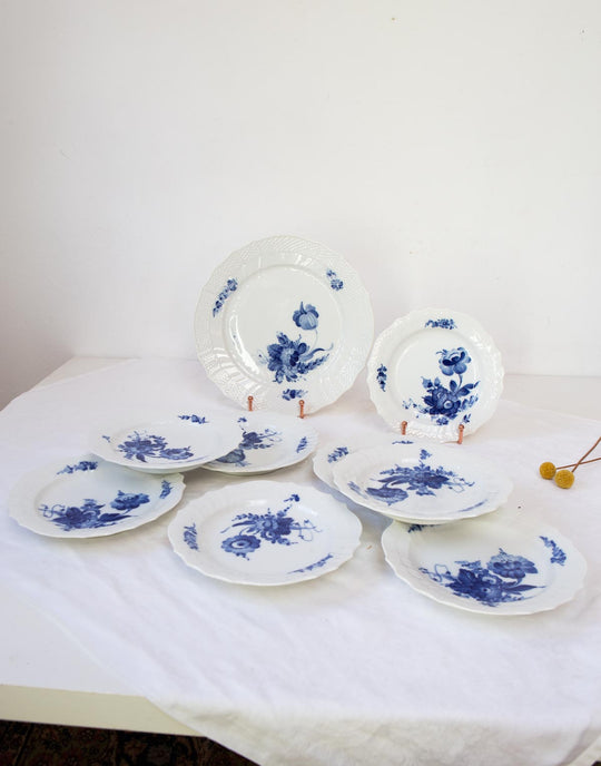 Juego postre para 8 porcelana danesa Royal Copenhagen "Flor azul" "Blå Blomst" (9 PIEZAS)