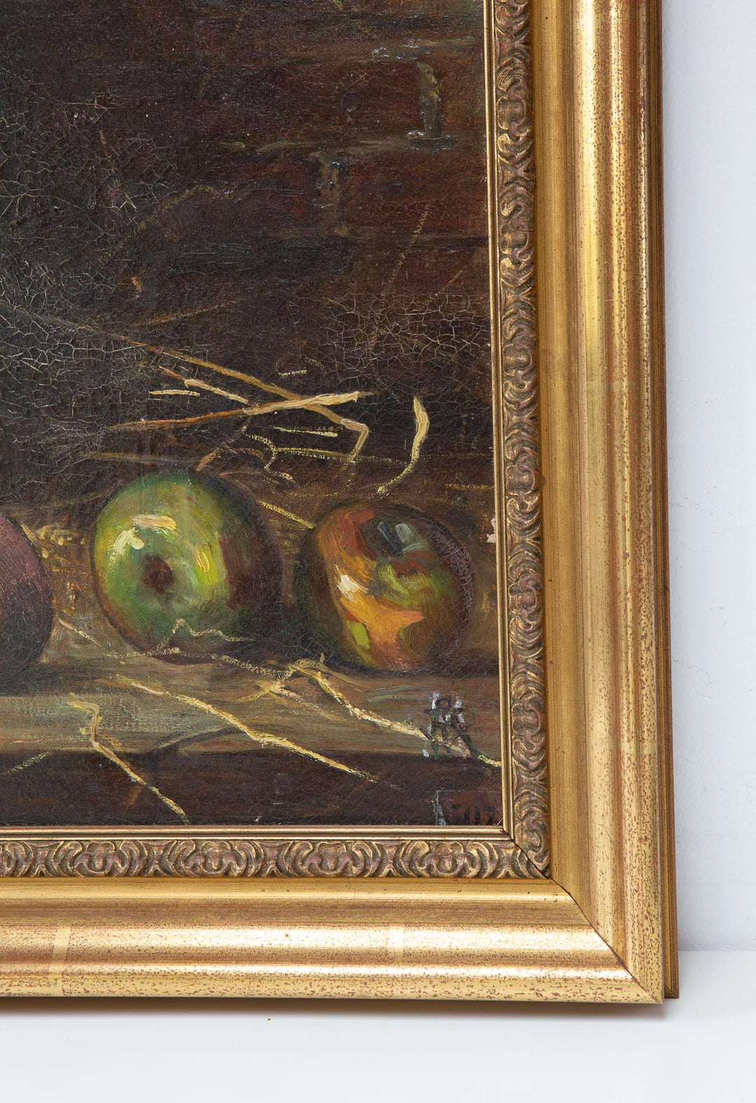 Bodegón con manzanas. Escuela francesa c. 1950. Marco dorado (75*57 cm)