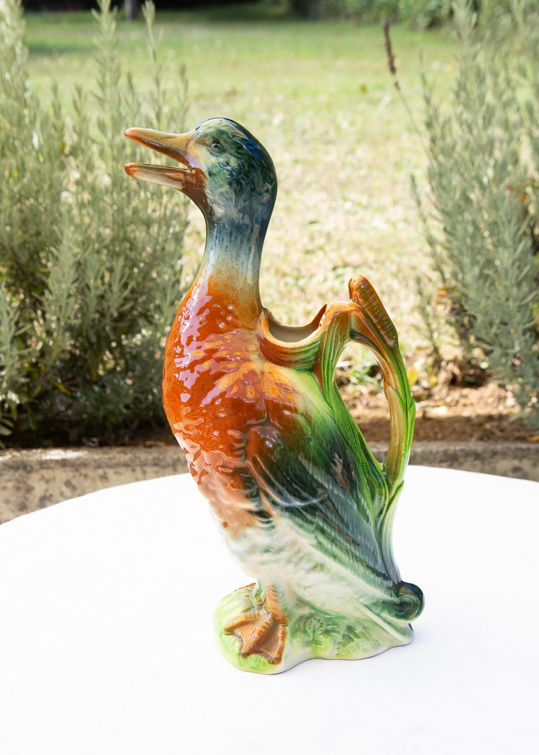 Jarra de loza francesa Saint Clément figura pato c. 1960s
