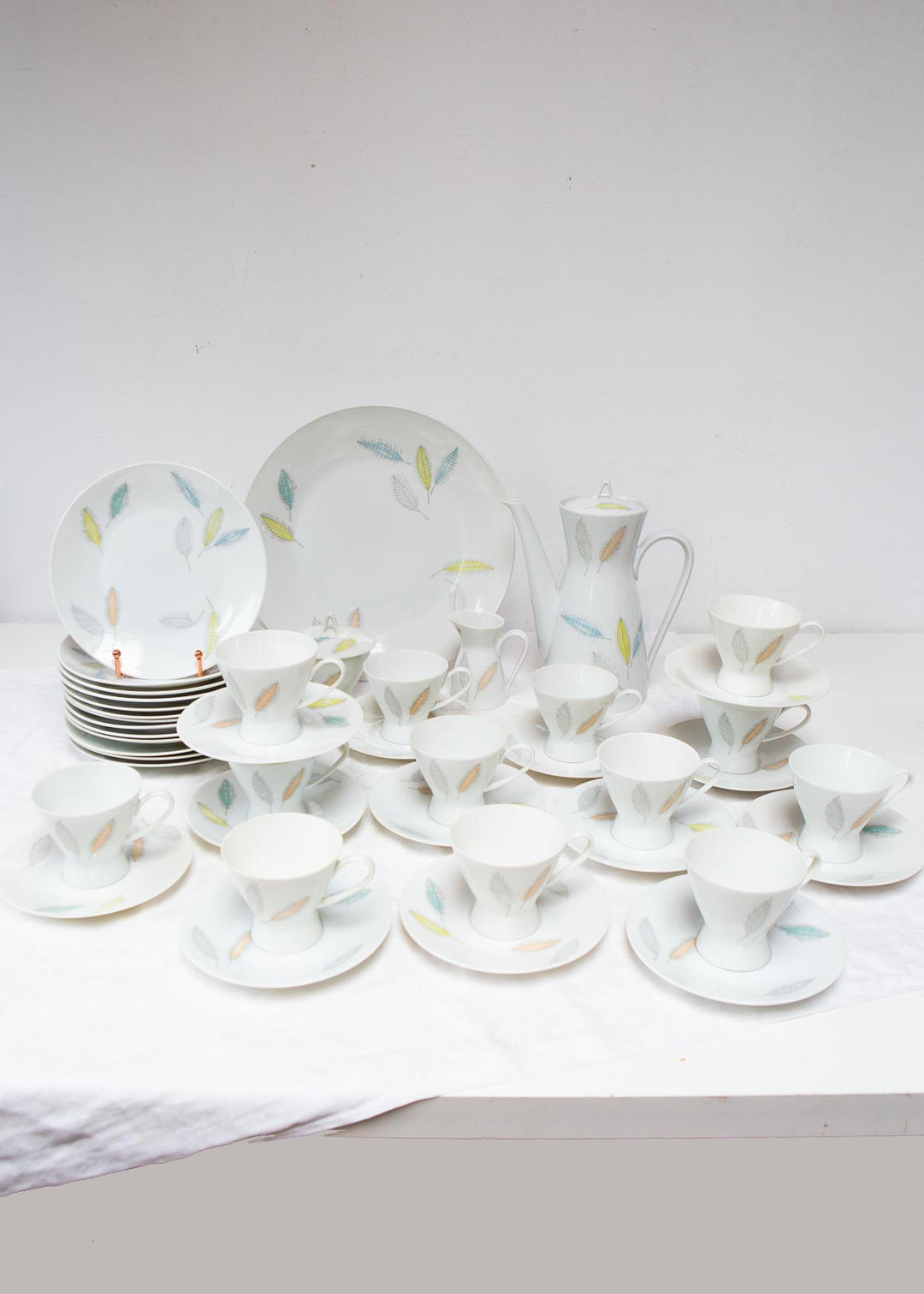 Juego de café y postre porcelana Rosenthal Raymond Loewy Form 2000 para 13, 1954-1978 (43 PIEZAS)
