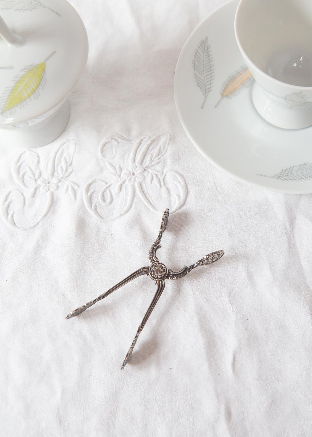 Pinzas de azúcar de tijera suecas de estilo neorrococó metal plateado