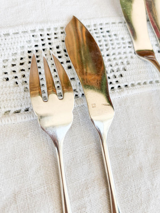 Cubiertos pescado PARA 10 ERCUIS c. 1910/20 modelo MEDALLÓN Y PERLAS  (20 PIEZAS)