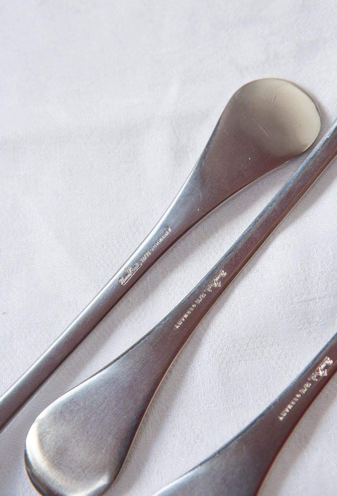 Cubiertos Rosenthal Studio modelo Asymmetria para 8