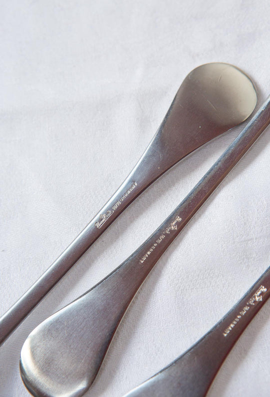 Cubiertos Rosenthal Studio modelo Asymmetria para 8